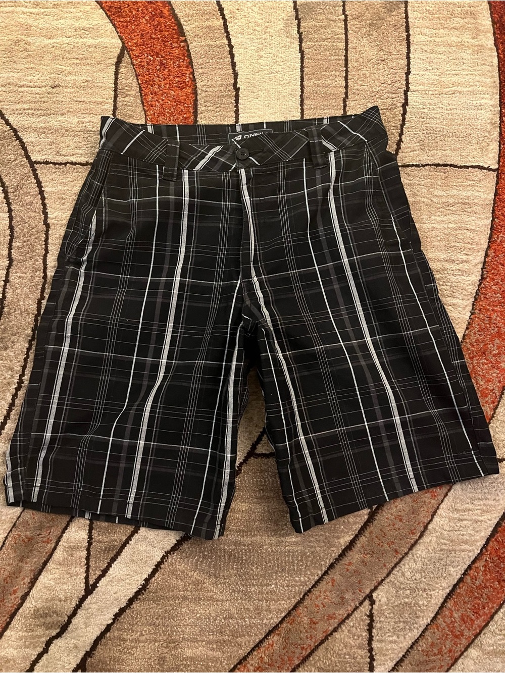 O’NEILL MENS PLAID SHORTS